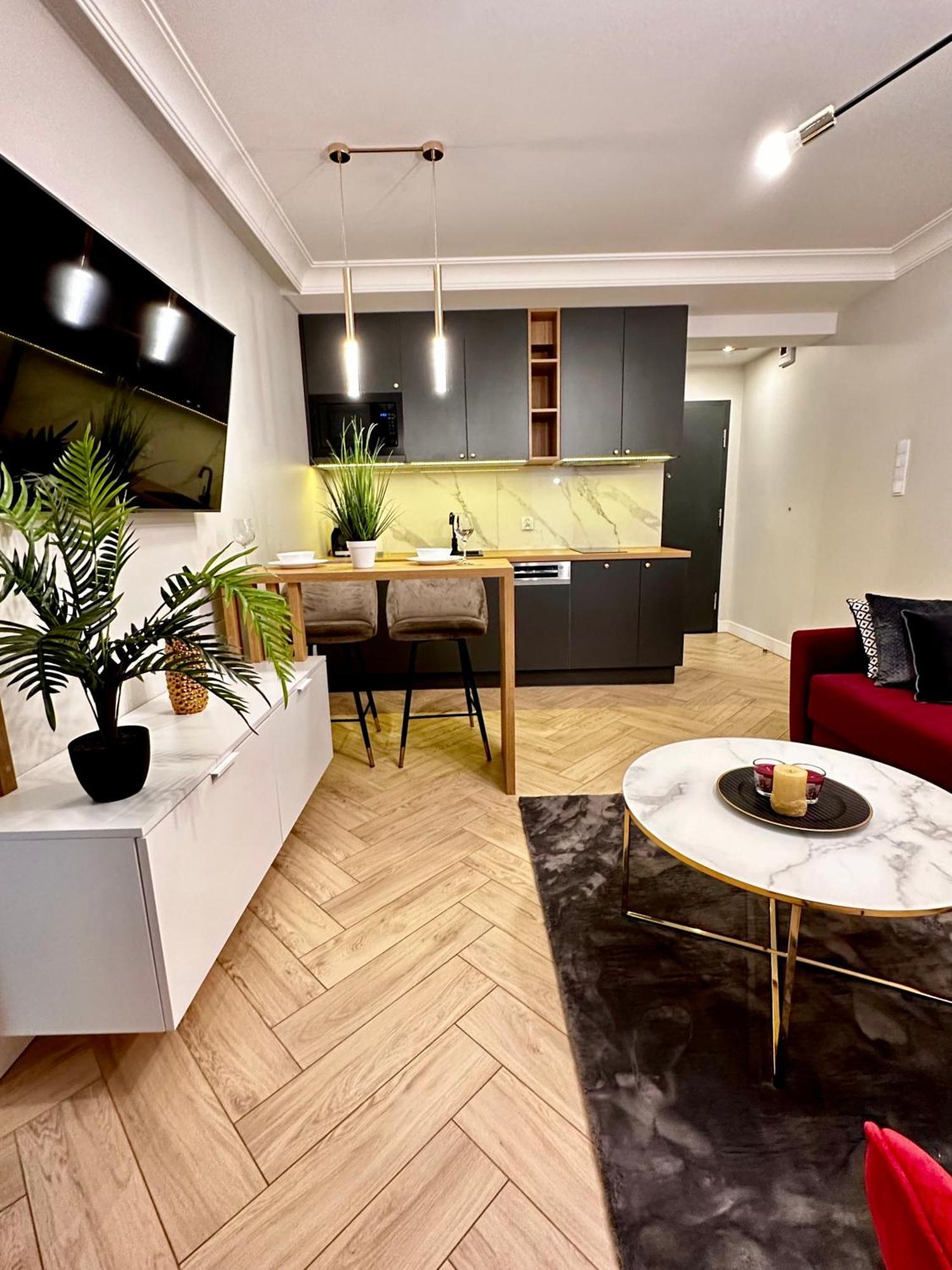 Kielce- Rubin Przy Zalew Kielecki, Faktura, Parking, Centrum Apartment