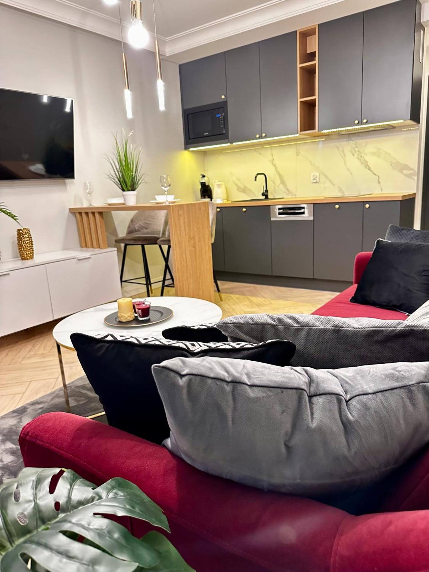Kielce- Rubin Przy Zalew Kielecki, Faktura, Parking, Centrum *