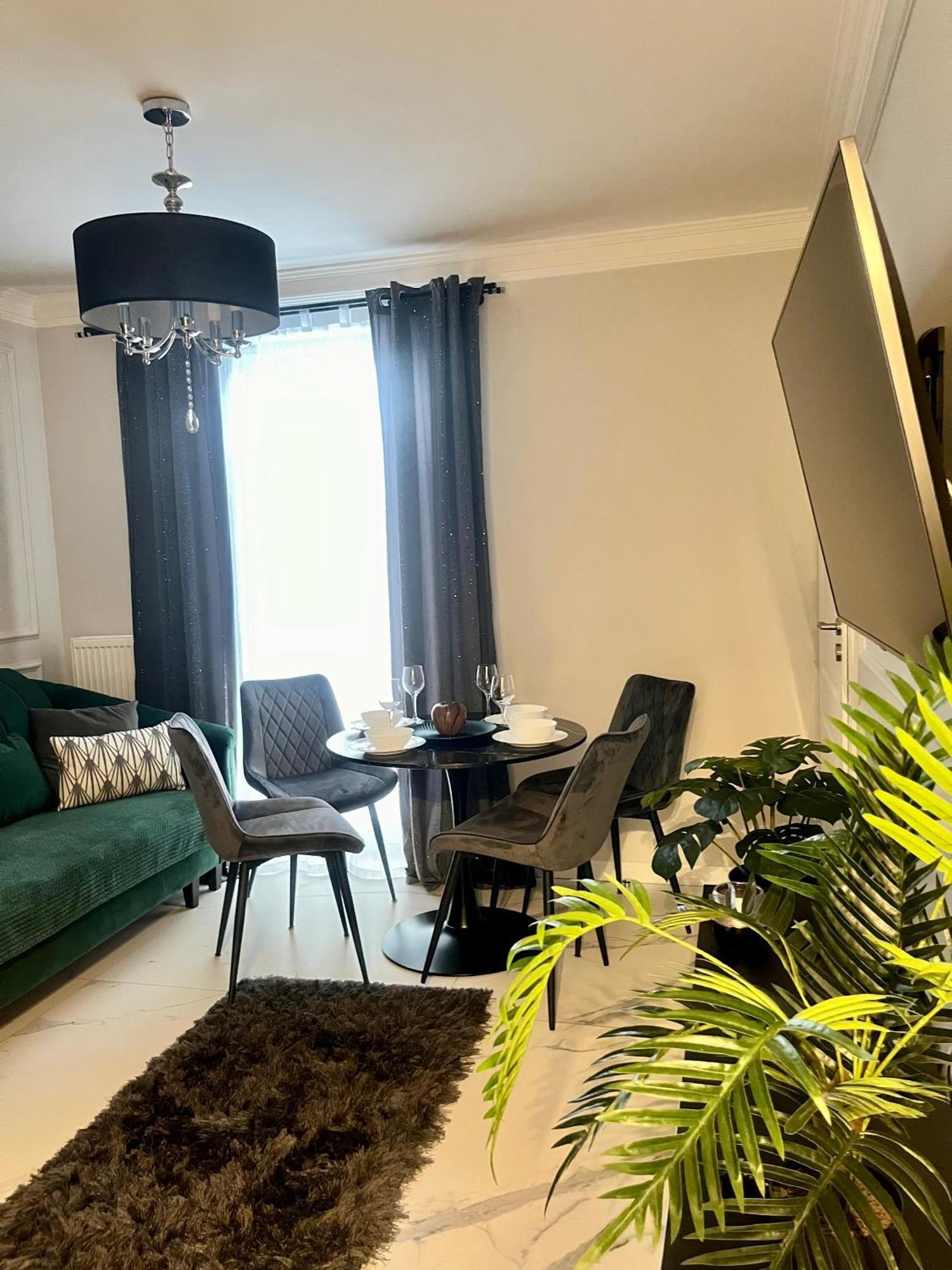 Kielce- Rubin Przy Zalew Kielecki, Faktura, Parking, Centrum Apartment Kielce